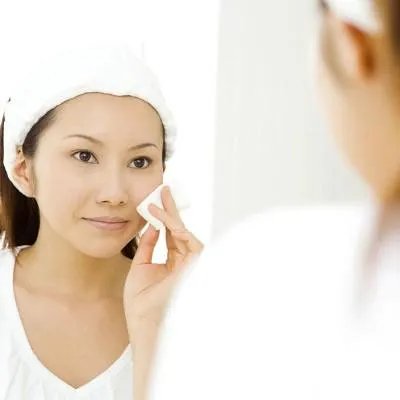 脸上护肤品过敏怎么办