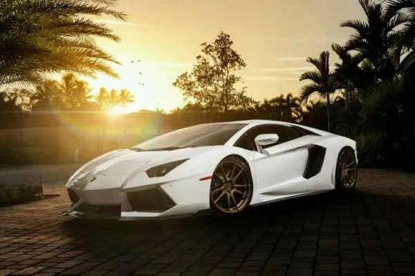 汽车标志图片大全