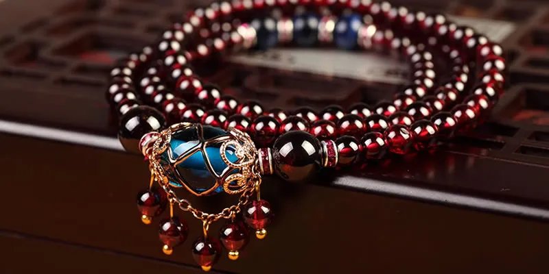 生辰石按阴历还是阳历? 一到十二月生辰石查询