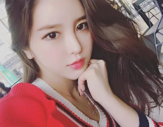 主播向王思聪讨薪是怎么回事？