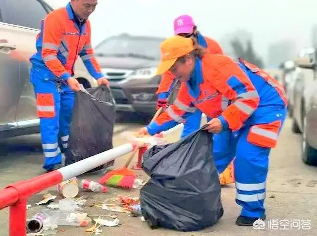 近日，海南海口因天气原因，旅客滞留严重，机票价格涨了10倍。为什么不提前做出预报？