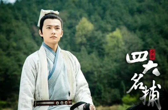 杨洋与老东家解约