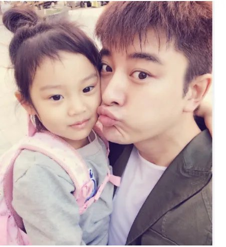 贾乃亮女儿贾云馨什么时候出生的？