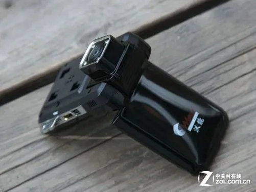 烤漆镀铬行车记录仪 沃能H99车上实测