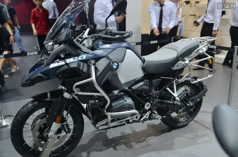 宝马摩托车价格 宝马最贵的摩托车竟是这三种