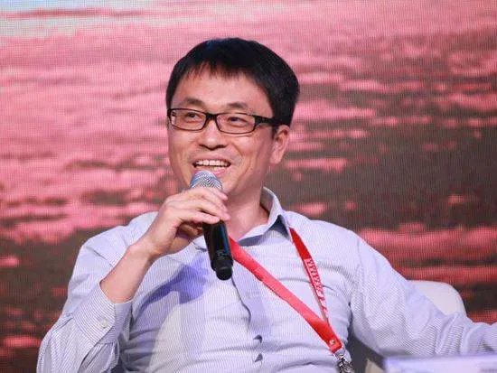 与彭于晏八卦爆了圈的张磊，到底是谁？