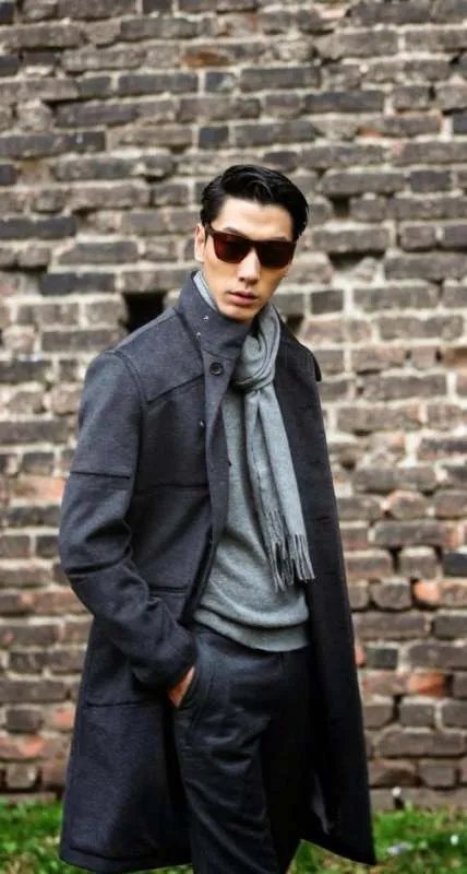 张亮儿女拍大片，6岁女儿造型凹不停超有范，明星子女都有哪些优势资源？