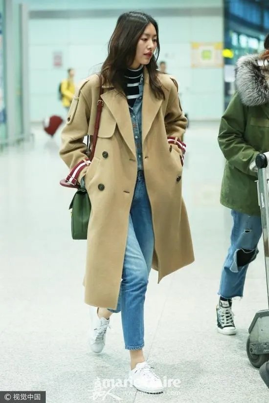 今年秋季比较流行什么样的外套呢？