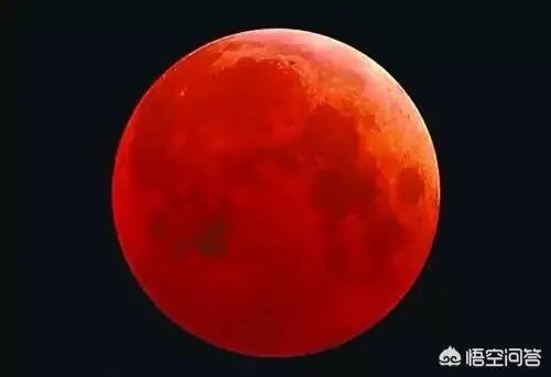 你曾拍过或者见过的最美的月亮是什么样的？