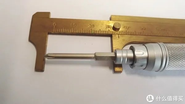 我的那些电动工具们 篇三十五：好用才是硬道理—小评手里在用的四款精修螺丝刀套装