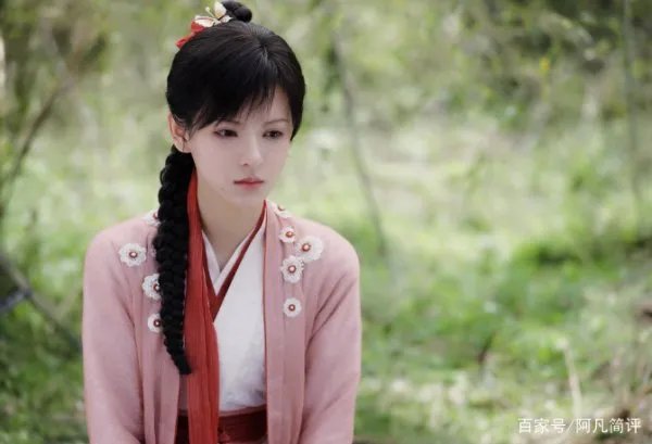 电影《海大鱼》女主角是谁,她在《琉璃》出演了哪个角色?