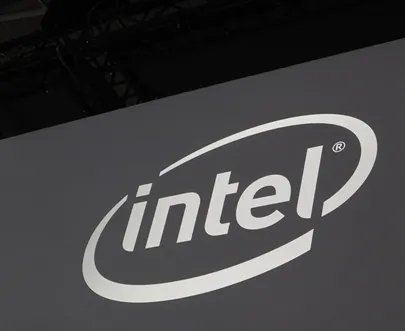 英特尔股价为什么暴跌？