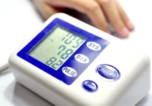 倩碧水磁场深层水嫩保湿润肤霜评测