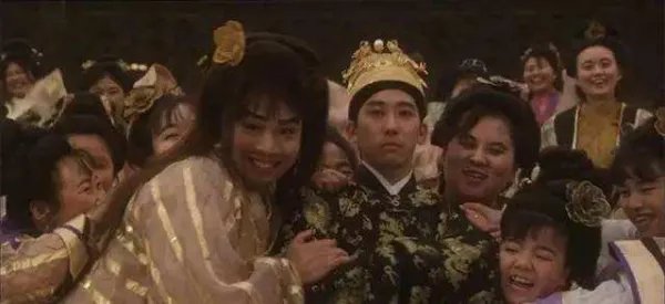 清朝的妃子都是选出来的,留下的照片为何不好看