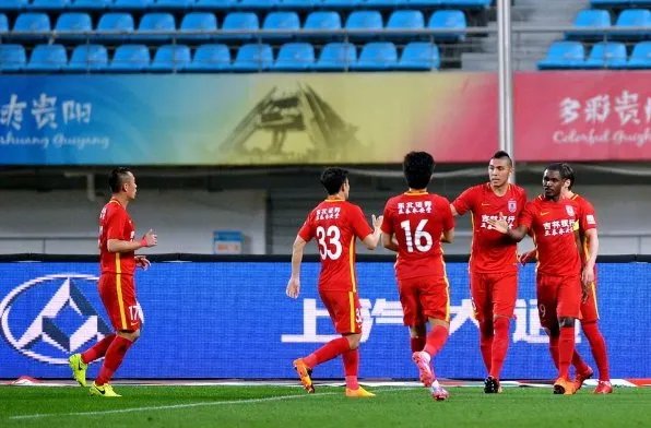 贵州2-5亚泰哪些球员进球？