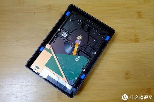 西数Elements，西数Mybooks，希捷Expansion三款移动硬盘拆解方法。