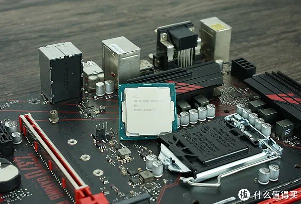 打上 Intel CPU 漏洞补丁后是瞬间回到解放前还是虚惊一场？