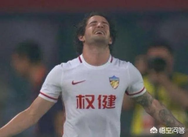 权健大比分输给全北，守门员张鹭是后防的软肋吗？