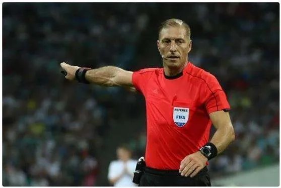 世界杯决赛主裁判是哪个国家的？