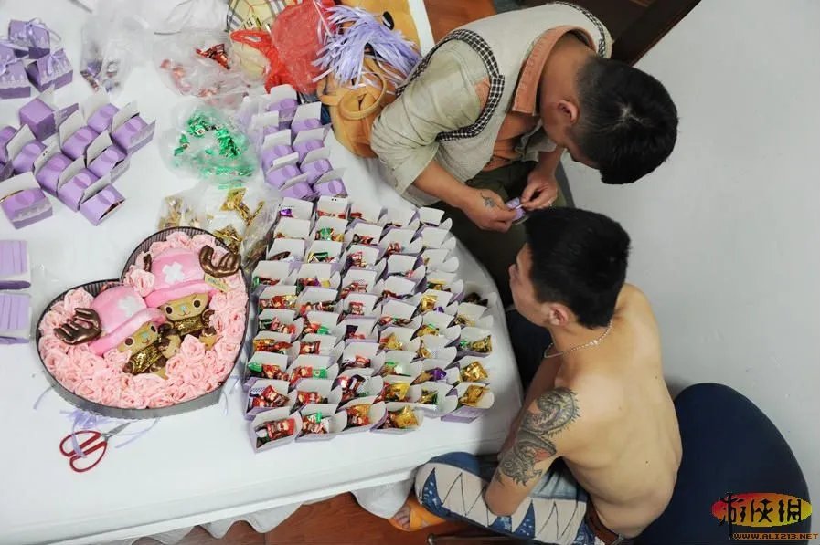 基友一生一起走！福建首对男同志公开结婚啦！