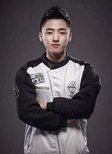 评价一下icon谢天宇是不是富二代？