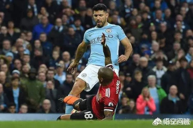 瓜帅遭曼联逆转无缘提前夺冠，上次两连败是什么时候，曼城出问题了吗？