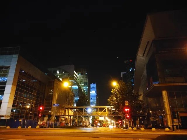 用软件重新定义硬件 坚果Pro 2S上手评测