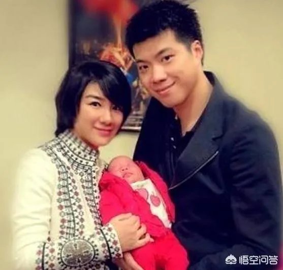 黄奕被前夫爆私密照：不离婚，不知道一个人能有多恶毒？