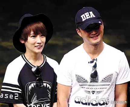 吴京谢楠结婚多年恩爱如初，见面第二次就告白，两人是怎么在一起的？