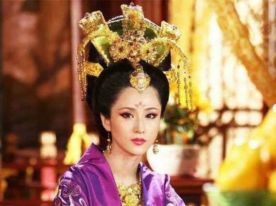 谁是观世音菩萨的原型,身为皇后因贵妃得势被废?