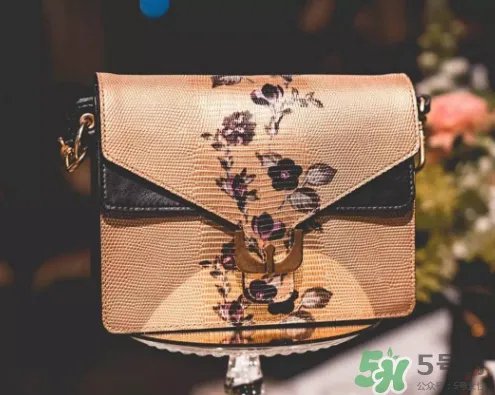 coccinelle是什么牌子_哪个国家的_什么档次？