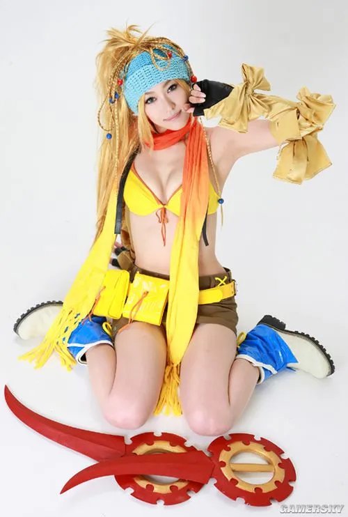 会拍片更会拍“片” AV女优西野翔cosplay欣赏