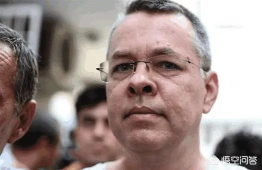 美国对土耳其开战，真的是因为间谍牧师被捕吗？
