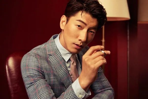 一直是圈内的模范夫妻却早已离婚，张亮和寇静之间到底发生了什么？