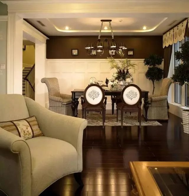 看多了美式乡村别墅,来欣赏一下英伦风的乡村风格吧!