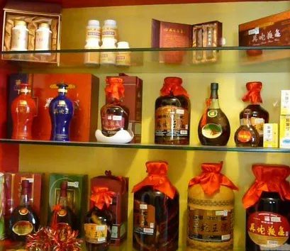 为什么五旬男子多次去超市偷补酒就为壮阳？