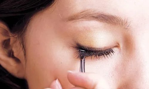 眼妆新手初学化妆教程？