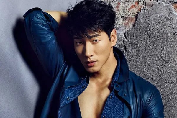 一直是圈内的模范夫妻却早已离婚,张亮和寇静之间到底发生了什么?