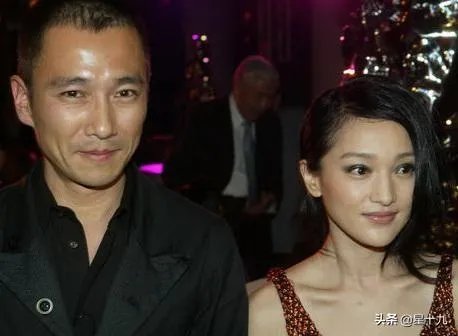 周迅跟李大齐到了结婚的阶段，可为何周迅转眼就跟王烁在一起？