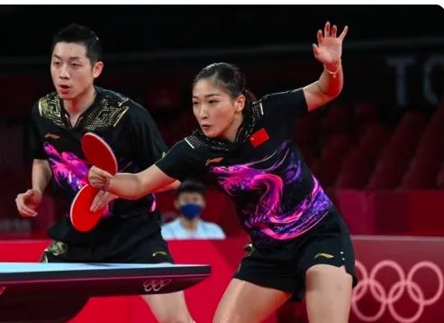 许昕/刘诗雯夺得乒乓球混双银牌，比分多少？