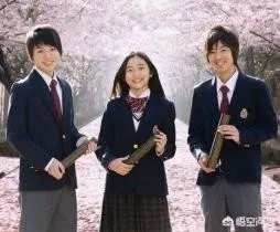 关于教师向学生售纸，你怎么看？