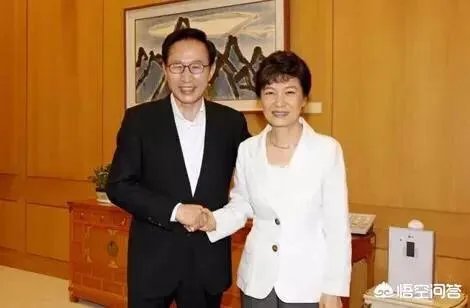 李明博正式被韩国法院批捕，这会影响朴槿惠的一审结果吗？