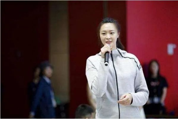 奥运退役人气选手中，为何仅有惠若琪搞退役仪式？