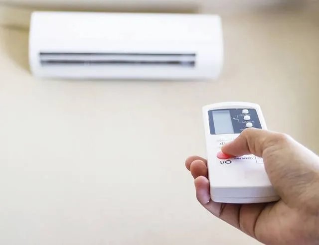 60平米客厅用几匹空调