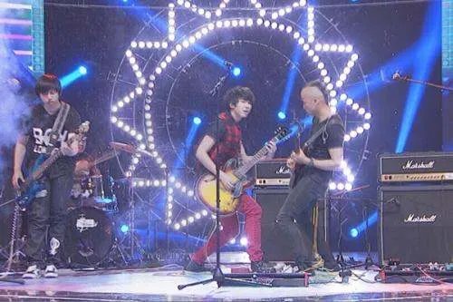 白举纲被专业乐迷质疑,他的专业能力如何?