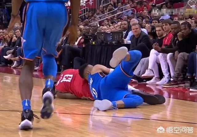 第三节没打完，威少就拿下16个篮板，成就赛季三双，你怎么看？