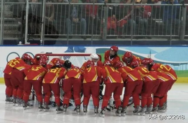 如何看待中国女子冰球队2名队员确诊新冠肺炎,将给运动员及冰球队带来哪些影响?