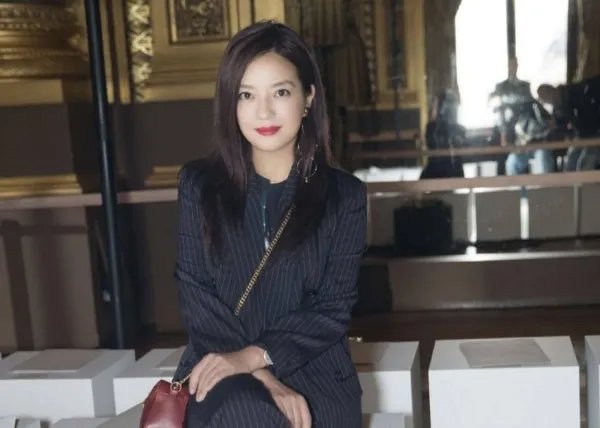 赵薇恋情第二弹，赵薇又与新男友传出了什么绯闻？