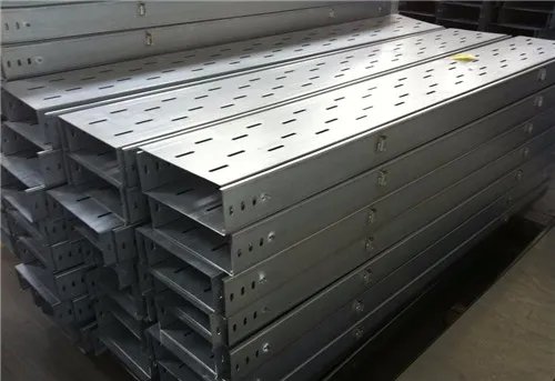 电线在桥架里能不能接头