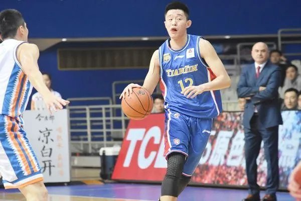 广东宏远男篮是CBA的霸主，下赛季辽宁或者新疆能战胜广东夺得冠军么？